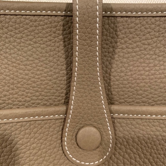 Hermès Evelyne PM etoupe with Gold hardware NEW - Picture 8 of 14